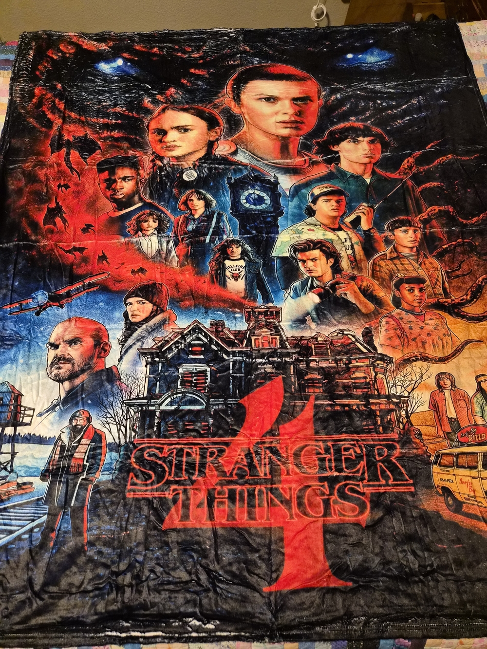 Stranger Things 4 Graphic Throw Blanket - NEW